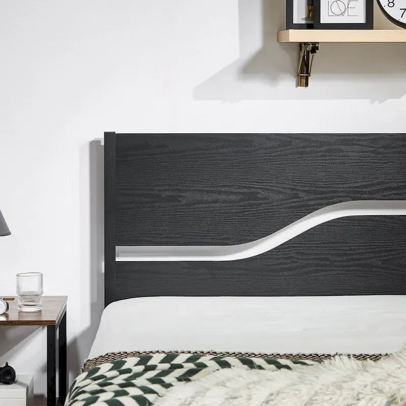 Cadre de lit plateforme en métal avec tête et pied de lit en bois, cadre de lit industriel en métal sans sommier nécessaire