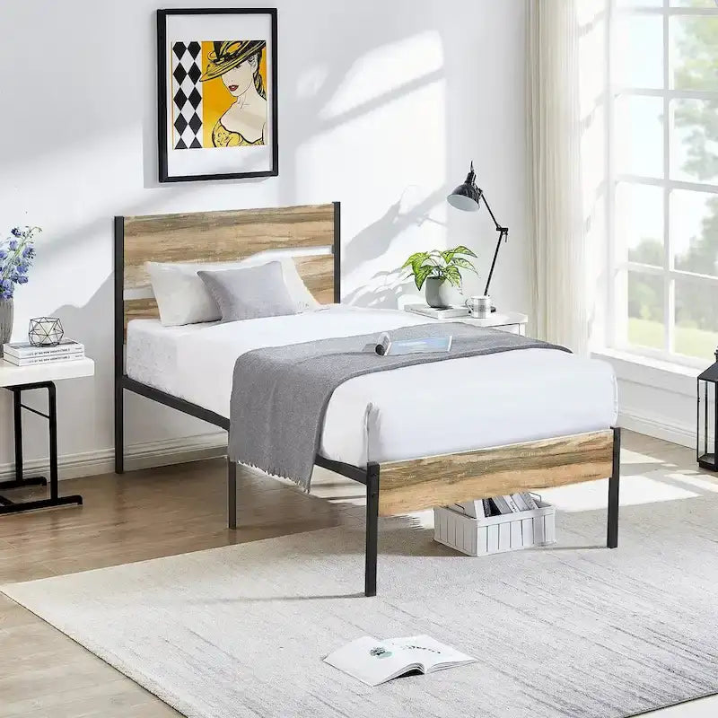 Cadre de lit plateforme en métal avec tête et pied de lit en bois, cadre de lit industriel en métal sans sommier nécessaire