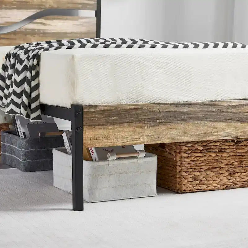 Cadre de lit plateforme en métal avec tête et pied de lit en bois, cadre de lit industriel en métal sans sommier nécessaire